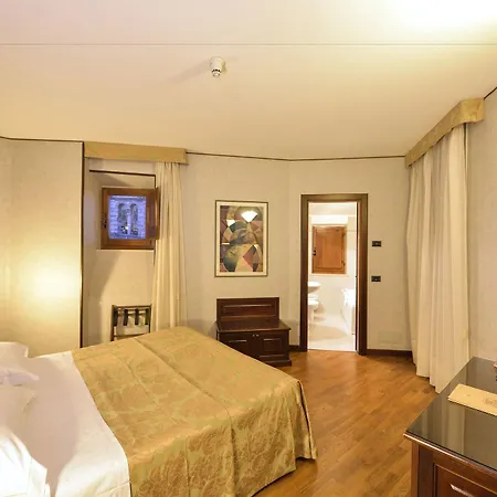 Fonte Cesia 4*