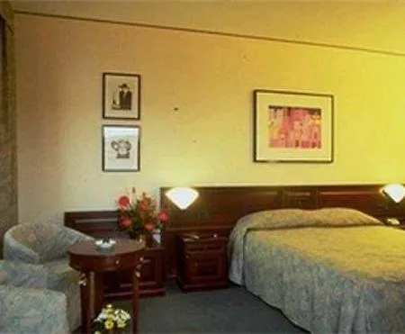 Fonte Cesia Hotell Todi