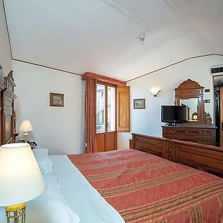Fonte Cesia 4*
