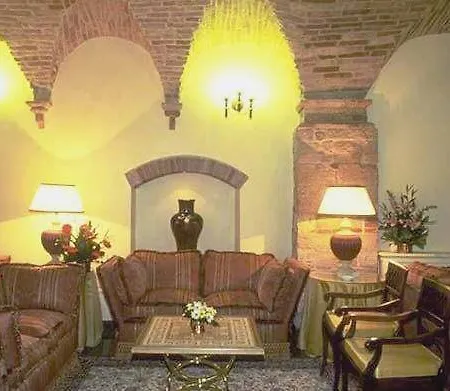Hotell Fonte Cesia 4*