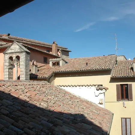 Fonte Cesia Hotell Todi