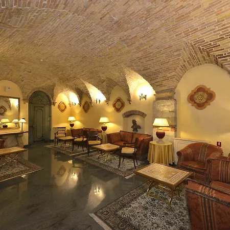 Hotell Fonte Cesia Todi