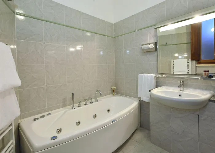 Hotel Fonte Cesia 4*